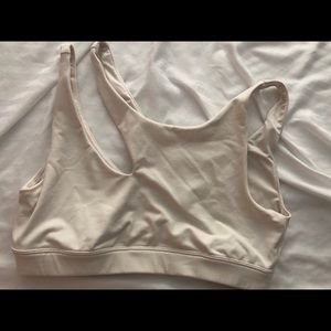Alo yoga peak bra